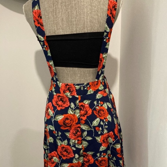 Shein Flower Dress  Overalls Size Medium - Picture 5 of 6